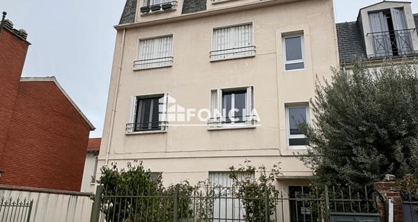 Location Appartement 3 pièces 50.07 m² - La Garenne-colombes 92250