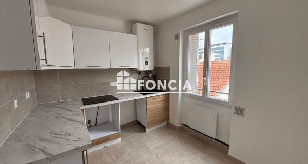 Location Appartement 3 pièces 50.07 m² - La Garenne-colombes 92250