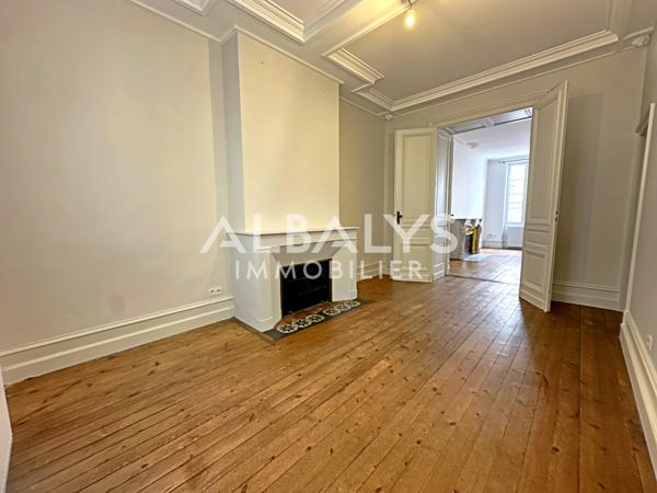 Appartement 3 pièce(s) 1 chambre(s) 96 m²