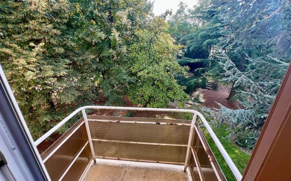 Appartement à vendre    3 pièces • 55,59 m2 Le Bourget