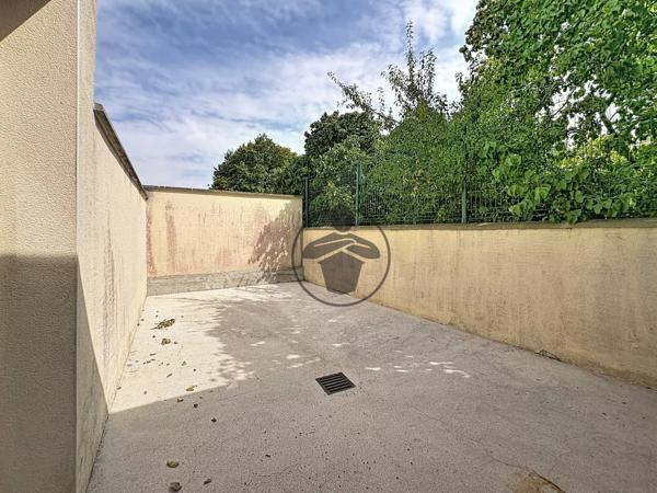 Location                                                      Maison
                        
                     3 pièces                      62 m2                     à Saint-Quentin