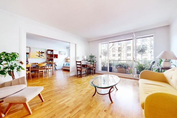 Un beau 4 pièces de 112m2 traversant sur jardin avec cave, parking et gardien