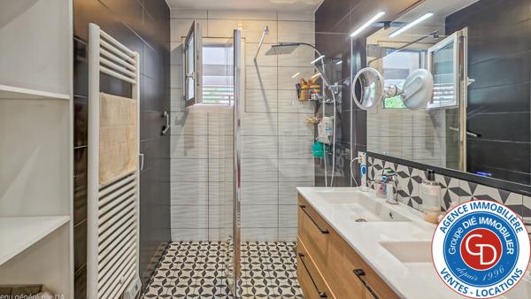 Mios (33380) Villa rénovée 2 chambres (possiblité 3) sur terrain de 440 m2