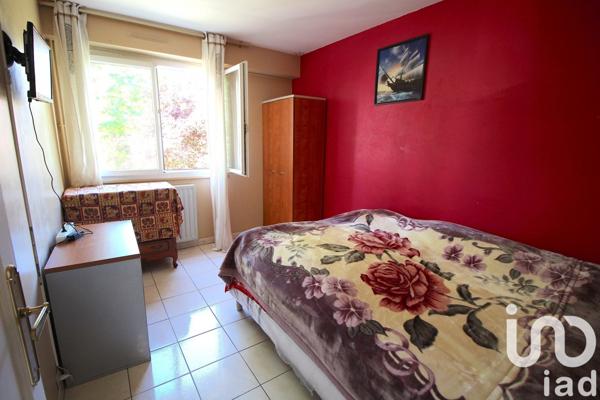 Appartement 5 pièces de 87 m² à Évry (91000)