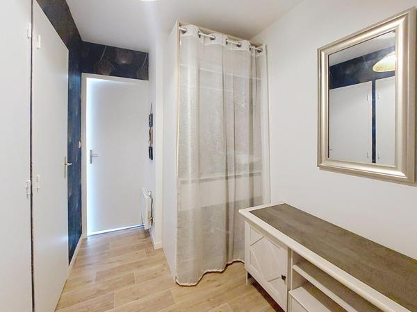 STUDIO AVEC BALCON, PARKING ET CAVE - 24M2 - SAINT- GEORGES-DE-DIDONNE (17110)