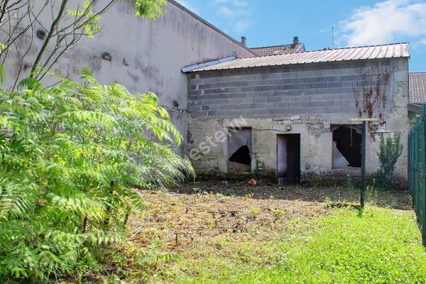 Beau potentiel - Maison - A rénover - Jardin - Dieue Sur Meuse