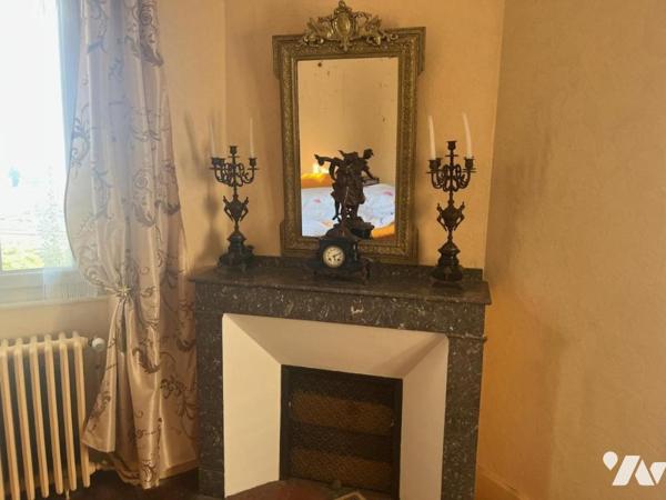 MAISON DE VILLE AVEC DEPENDANCE