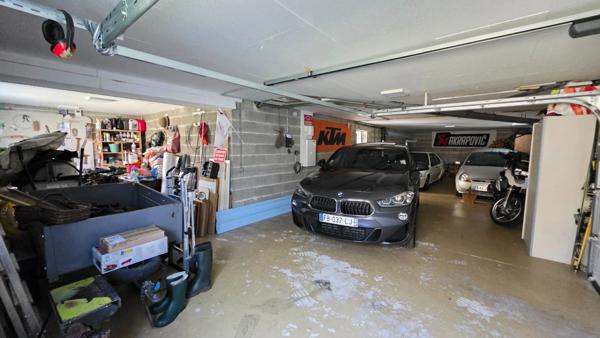 AUX PORTES DE LIMOGES OUEST SUPERBE MAISON ENTIEREMENT RENOVEE AVEC PISCINE ET POOL HOUSE