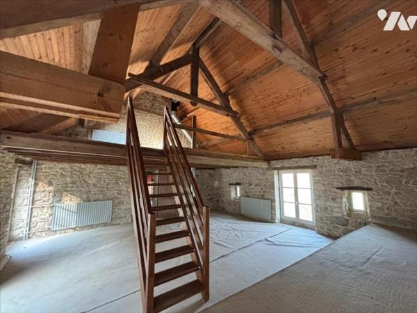 GRANDE MAISON A RENOVER