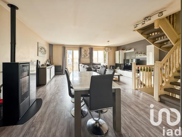 Maison à vendre 6 pièces 123 m² Sainte-Geneviève-des-Bois