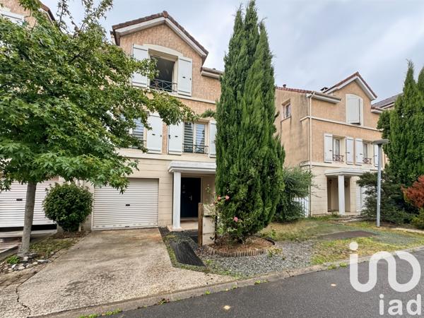 Maison à vendre 6 pièces 123 m² Sainte-Geneviève-des-Bois