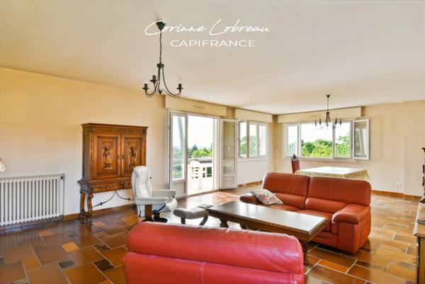 Maison à vendre 8 pièces CHARNAY LES MACON (71)