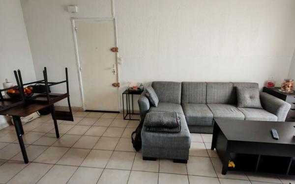 Appartement à vendre    2 pièces •  Marseille 14