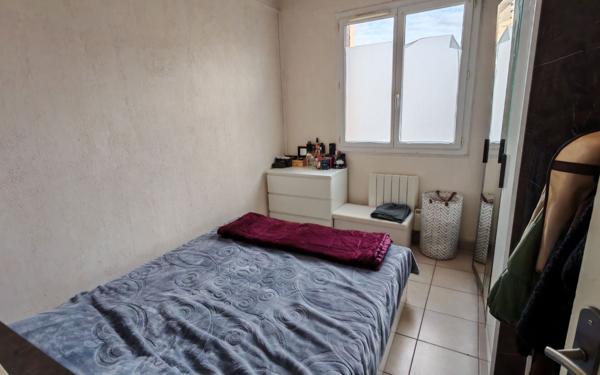 Appartement à vendre    2 pièces •  Marseille 14