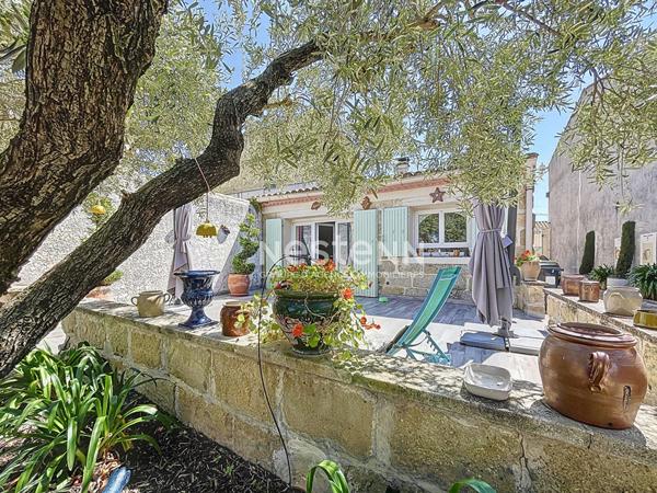 Maison de ville Vauvert 5 pièces 145 m² environ avec terrasse, jardin, et garage proche Centre-Ville , piscinable