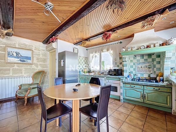 Maison de ville Vauvert 5 pièces 145 m² environ avec terrasse, jardin, et garage proche Centre-Ville , piscinable