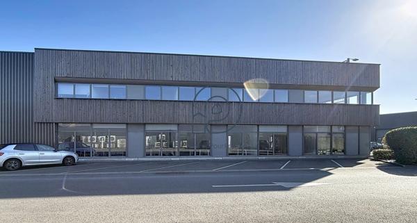 La Chapelle-d'Armentières – PA La Houssoye | Bureaux 300 m² + 14 parkings | Accès driect A25 | À vendre