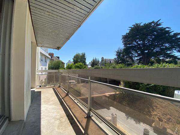 Appartement à vendre à Vannes 2 pièces 51 m² avec cave vendu loué secteur Albert 1er!