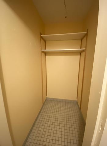 Appartement à vendre à Vannes 2 pièces 51 m² avec cave vendu loué secteur Albert 1er!