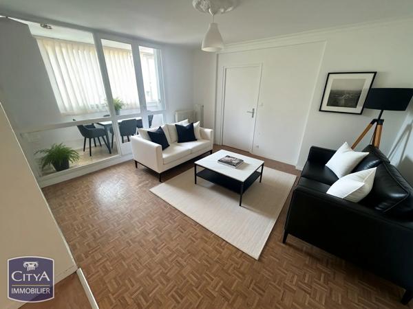 Appartement à vendre 4 pièces 70m² Saint-Pierre-des-Corps (37700)