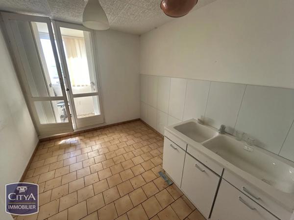 Appartement à vendre 4 pièces 70m² Saint-Pierre-des-Corps (37700)