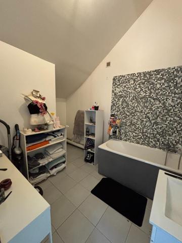 Maison de ville de Standing - Un Cadre de Vie Idéal