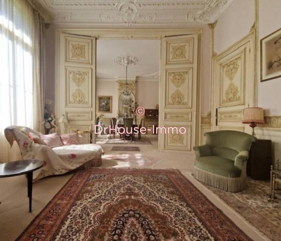 Maison à vendre 12 pièces de 327 m²