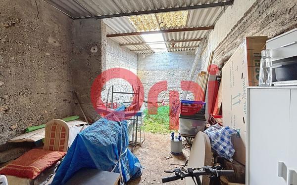 Maison à vendre    1 pièce •  Estagel