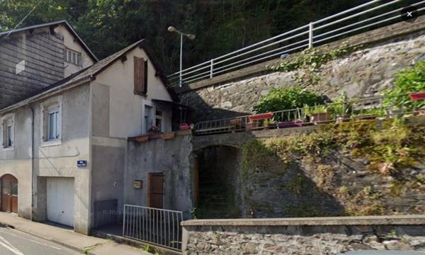 Petite maison à vendre 3 pièces au cœur de TULLE (19) avec terrasse