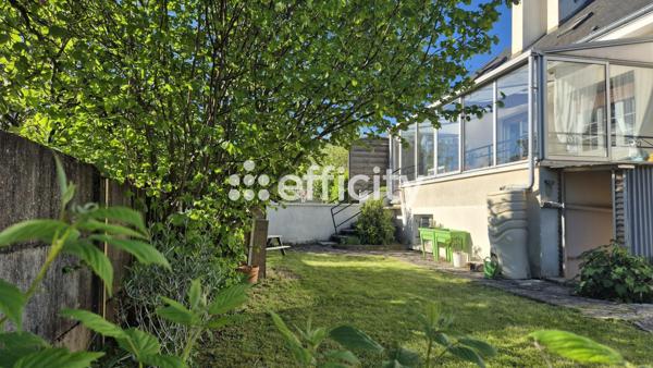 Maison
         4 pièces
        - 121 m² 249 000 € *