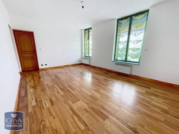 Appartement à louer 5 pièces 78.58m² Maubeuge (59600)