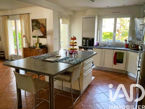 Maison à vendre 8 pièces 245 m² Sainte-Gemmes-sur-Loire