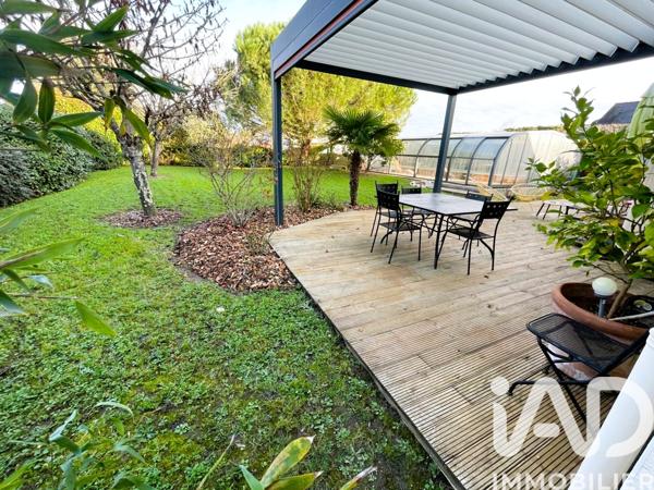Maison à vendre 8 pièces 245 m² Sainte-Gemmes-sur-Loire