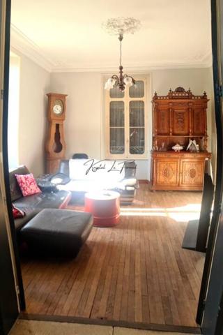 Maison à vendre 7 pièces de 220 m²