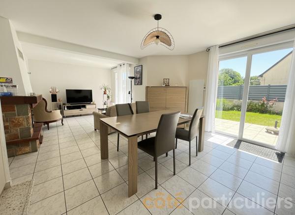 Vente
                Maison108 m² - 6 Pièces -
                    GRAND CHAMP (56390)
