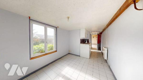 MAISON PROCHE BOURG - LES PIEUX