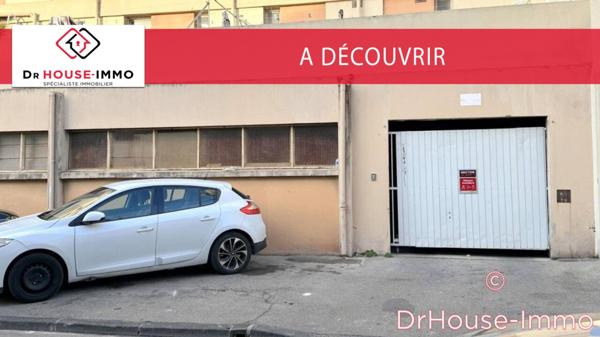 Parking / Box à vendre de 741 m²
