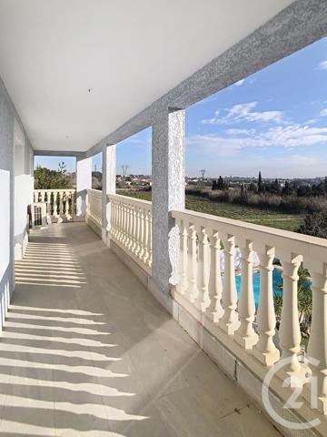 Maison à vendre  8 pièces - 235,25 m2 BEZIERS - 34