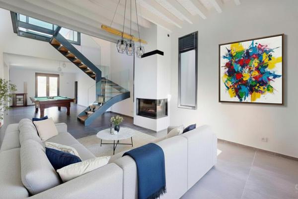 Maison lumineuse et rénovée 7 pièce(s) 165 m2 terrain 800 m2