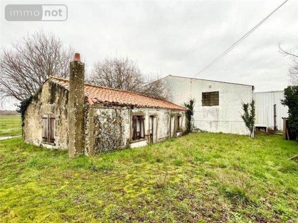 Local Professionnel et commercial à vendre à Saint-Hilaire-de-Riez en Vendée (85270), ref : 998/M/2093-85092