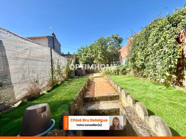 EXCLUSIVITÉ – Maison de village avec jardin intimiste et balcon à Valdurenque