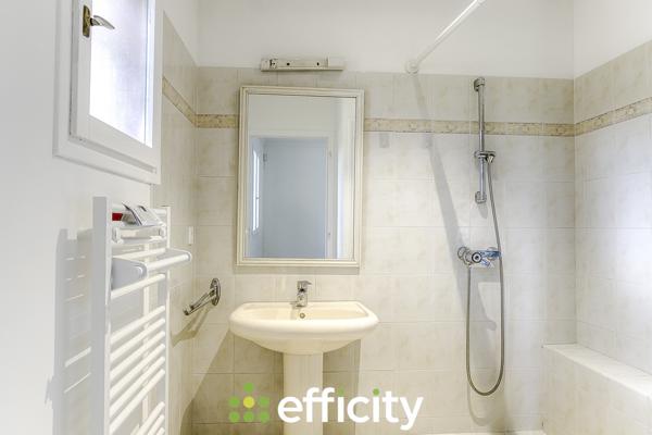 Maison 5 pièces - 140 m² Exclusivité efficity