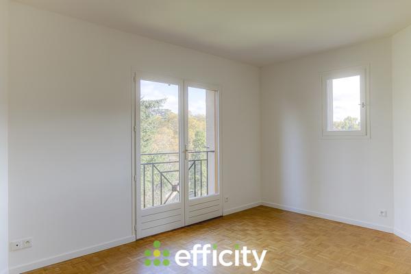 Maison 5 pièces - 140 m² Exclusivité efficity