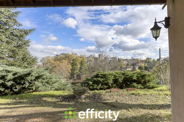 Maison 5 pièces - 140 m² Exclusivité efficity