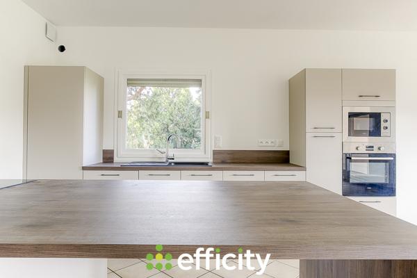 Maison 5 pièces - 140 m² Exclusivité efficity