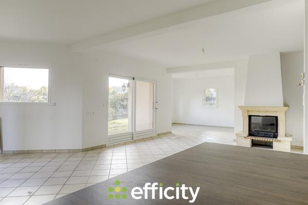 Maison 5 pièces - 140 m² Exclusivité efficity