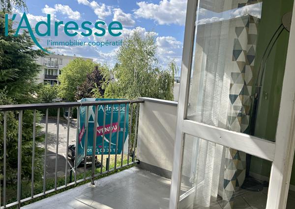 Grand appartement trois pièces