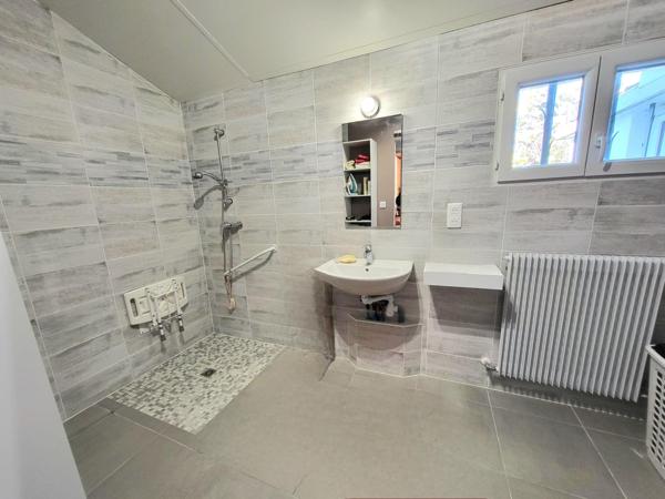 Maison familiale avec fort potentiel de 150 m² habitables avec jardin piscinable