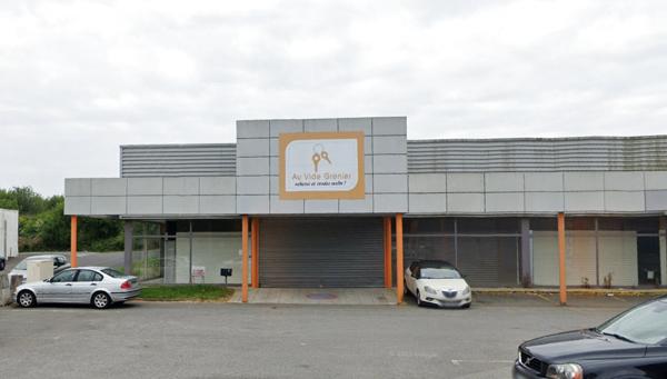 Lorient (56100) BELLE FACADE COMMERCIALE ZONE LEADER