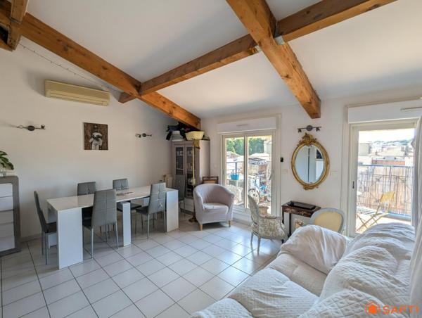 Appartement 5 pièces – 101 m² – Dernier étage avec terrasses – Vue Tour Magne